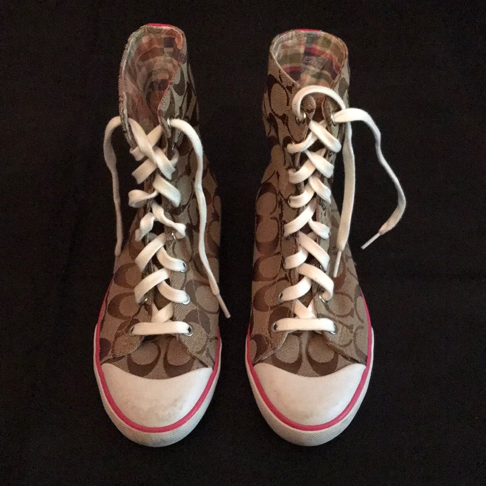 Coach vintage booties High-Top Converse Shoes.Beautiful condition.Smoke free Hom - Picture 3 of 8